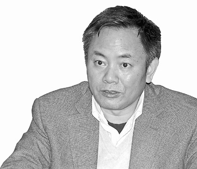 “这么做,只不过想发出信号:学校惟才是举,而不是惟学历和资历。” ——张尧学(中南大学校长)林洛頫摄 蔡华伟制图