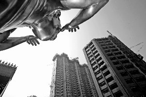 限价令或从紧开发商熬不起部分楼盘开始急卖房