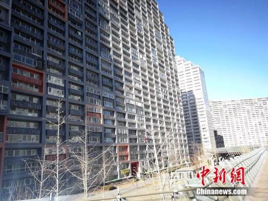 2018年12月,北京像素小区,楼房窗户密密麻麻。<a target='_blank' href='http://www.chinanews.com/' >中新网</a>记者邱宇摄